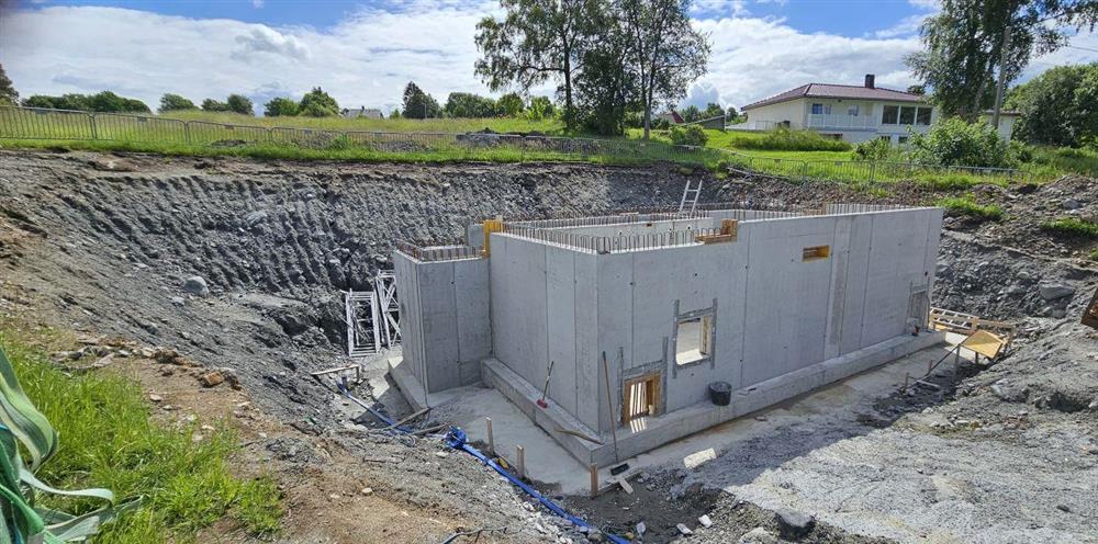 betongelement på grunnplan i lite hus - Klikk for stort bilete